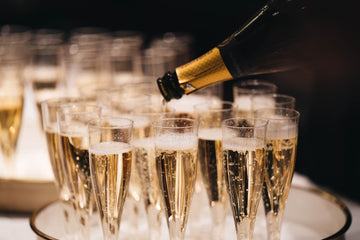 Sip into the New Year: A Guide to Choosing the Perfect Bubbly with TTSOMMELIER